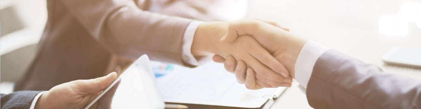 Picture of two people shaking hands Graphic